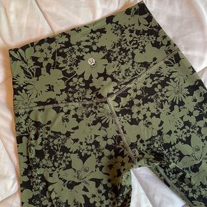 Lululemon Align Leggings Size 4 Efflorescence Barracks Green Black